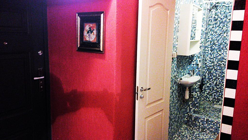 Picturesque Apartment Into Antique Fortress 다우가프필스 객실 사진