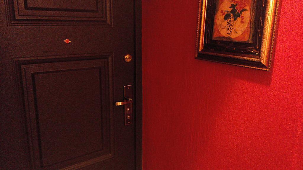 Picturesque Apartment Into Antique Fortress 다우가프필스 객실 사진