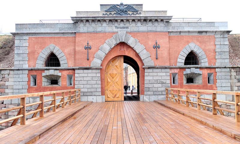 Picturesque Apartment Into Antique Fortress 다우가프필스 외부 사진